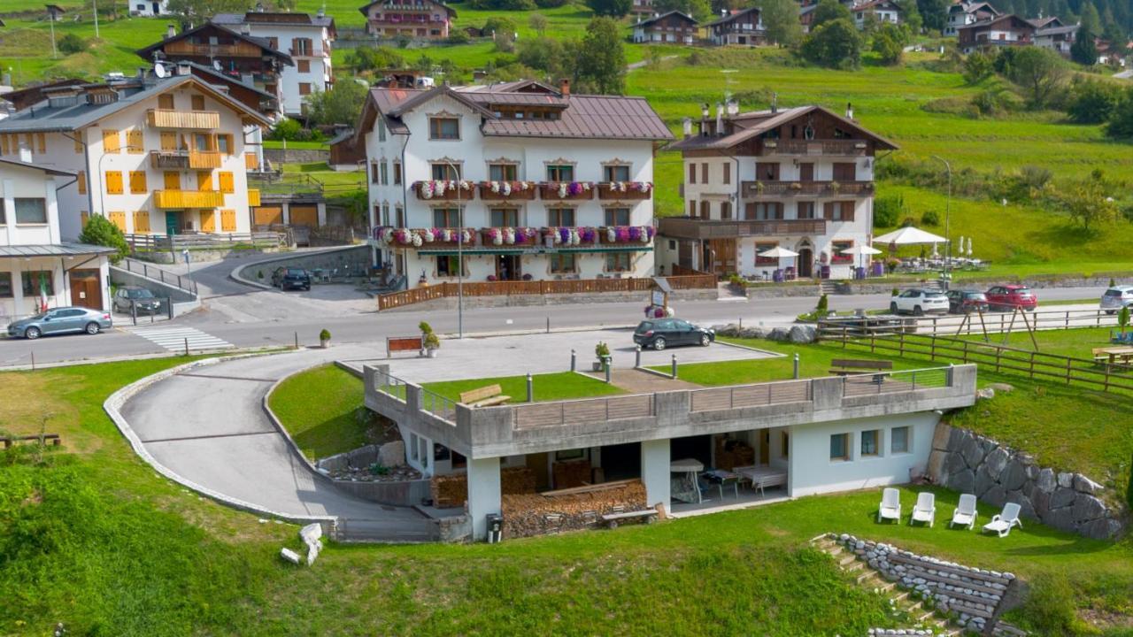 Hotel Serena Auronzo di Cadore Exterior photo