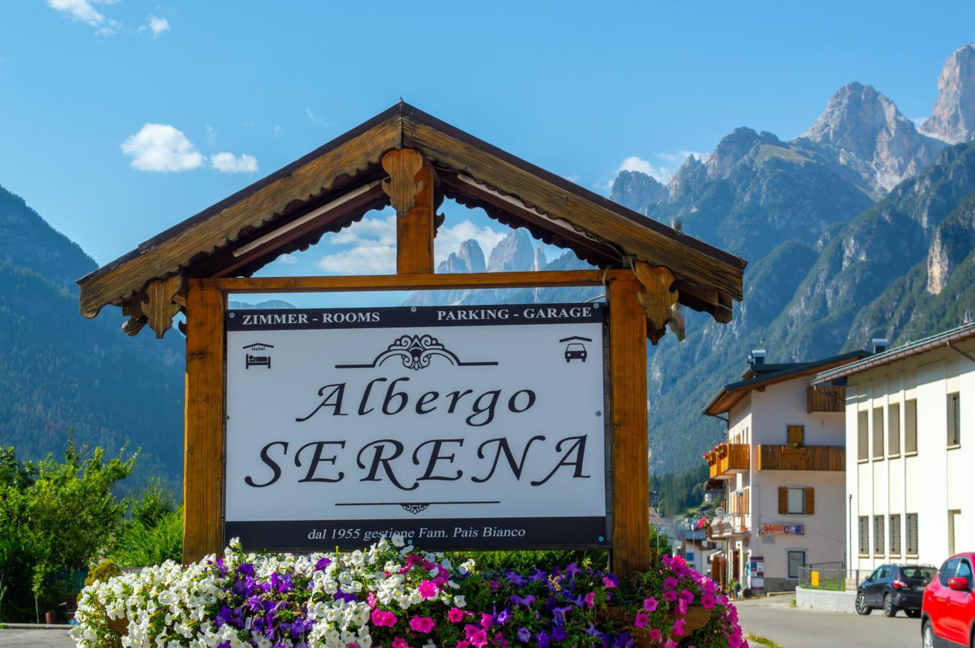 Hotel Serena Auronzo di Cadore Exterior photo