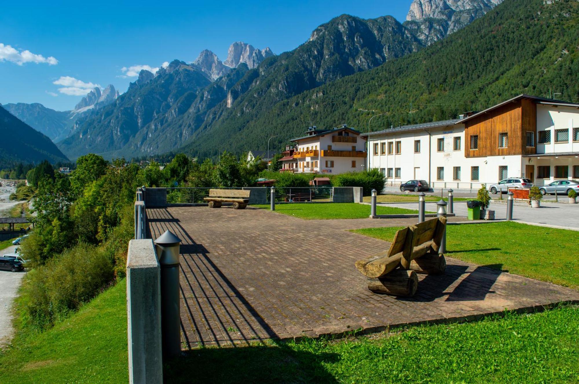 Hotel Serena Auronzo di Cadore Exterior photo