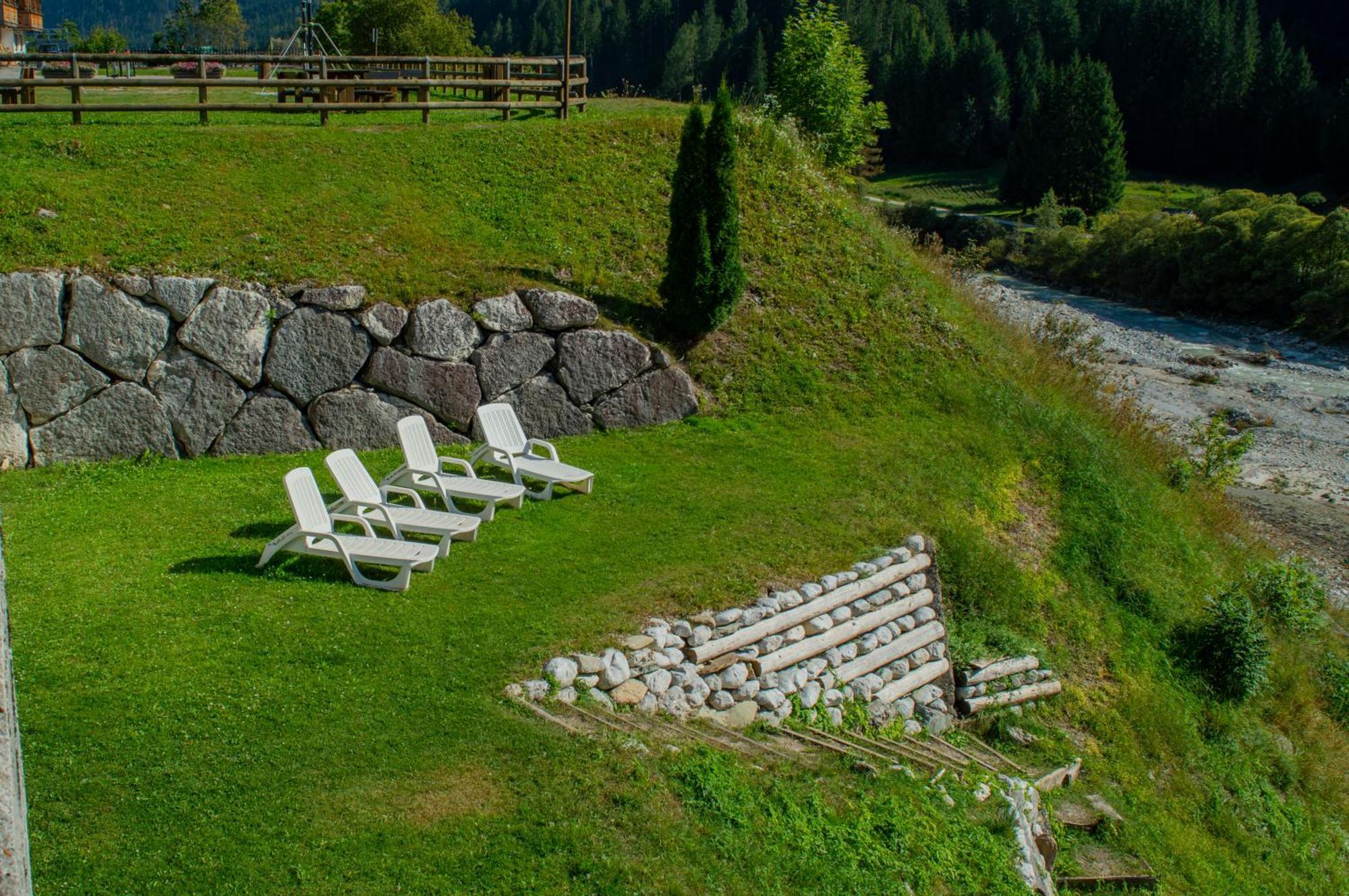 Hotel Serena Auronzo di Cadore Exterior photo