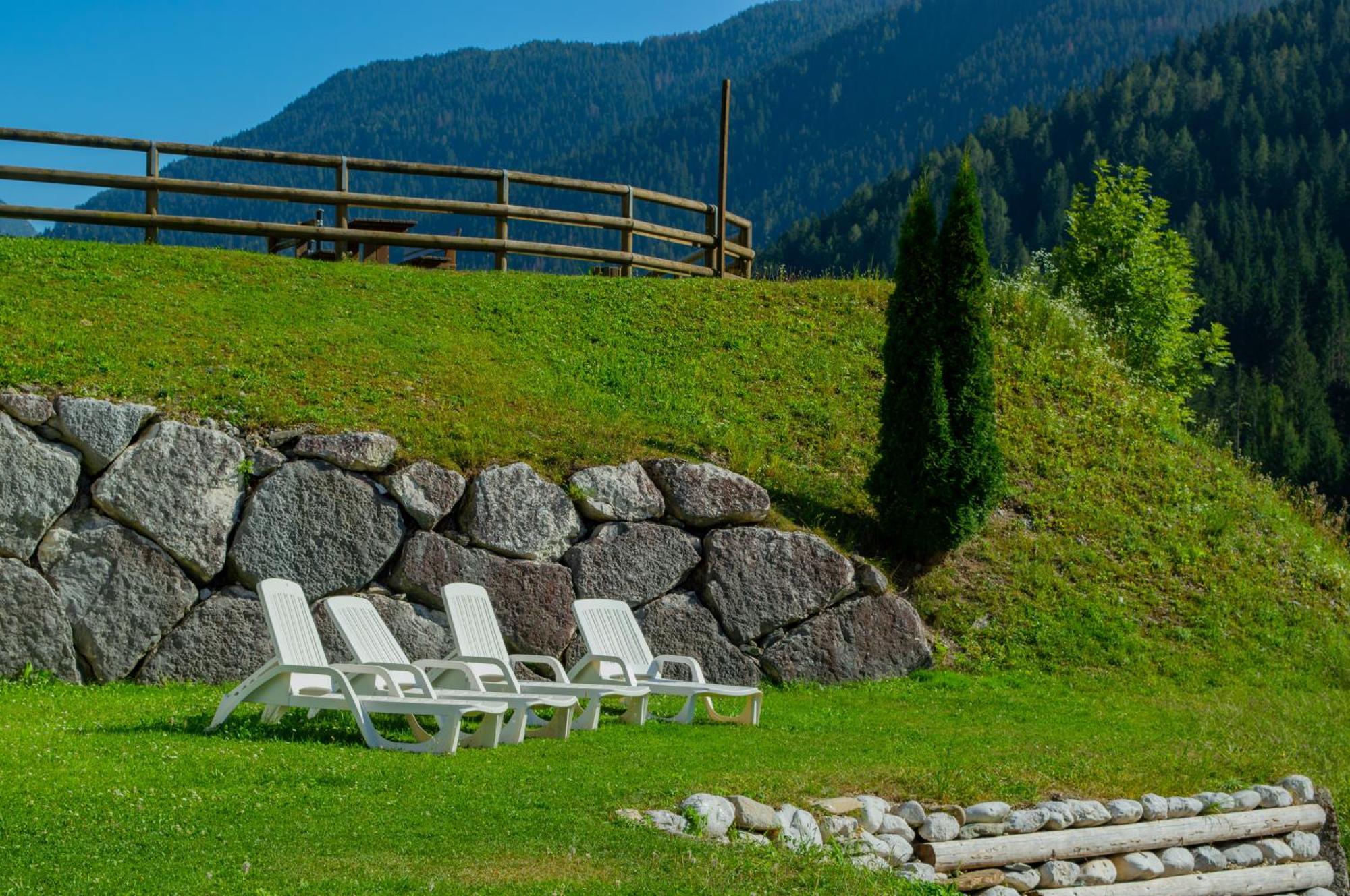 Hotel Serena Auronzo di Cadore Exterior photo