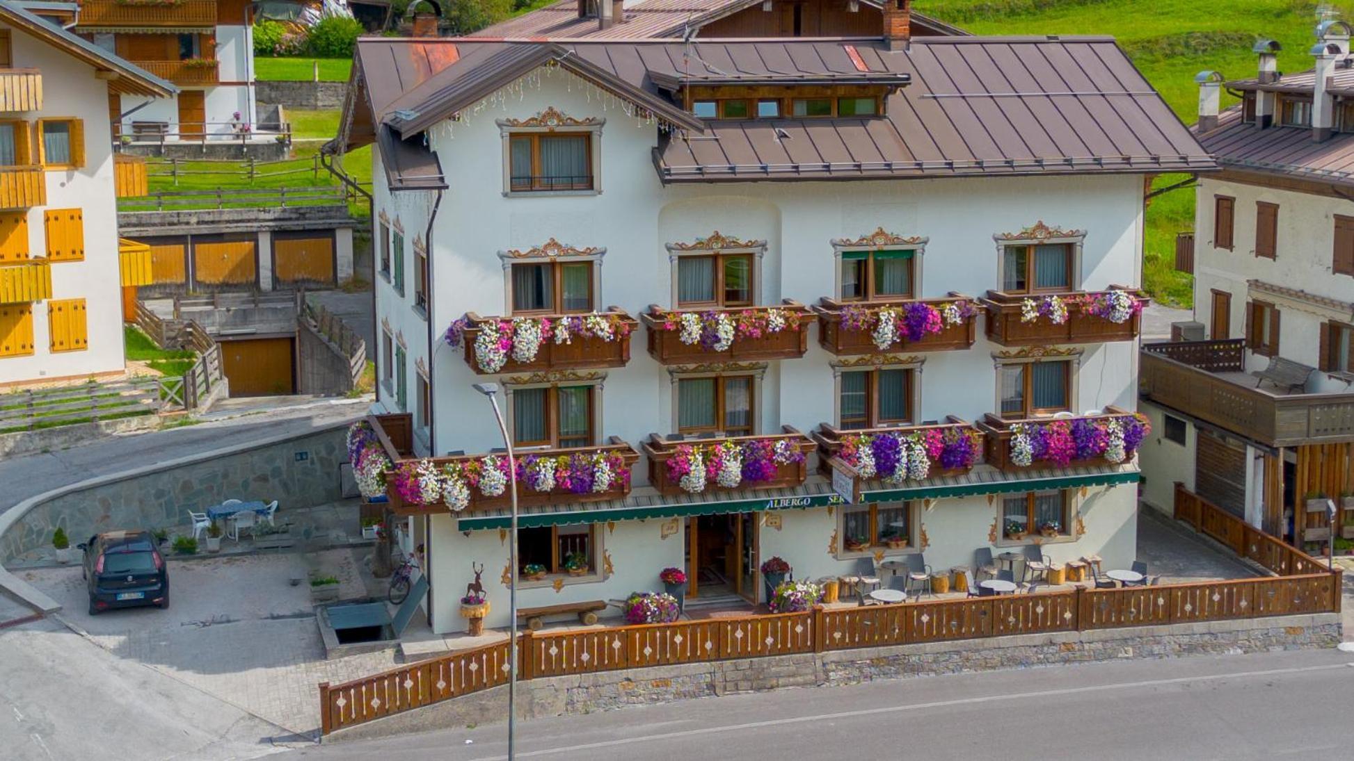 Hotel Serena Auronzo di Cadore Exterior photo